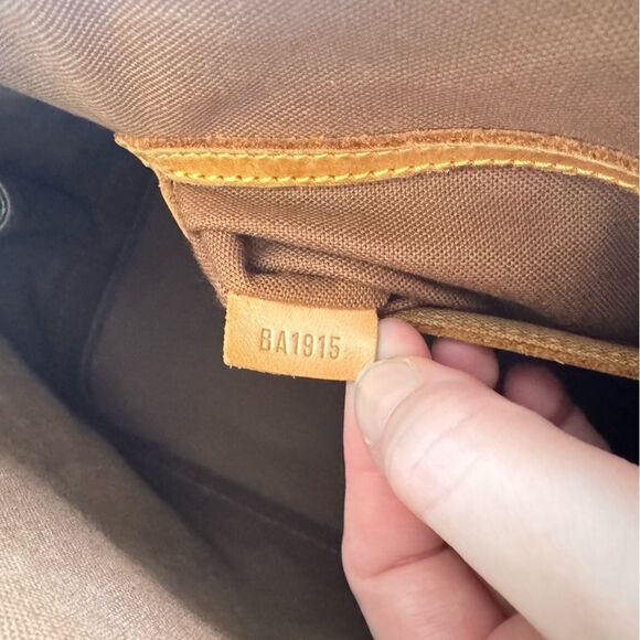 ✅AUTHENTIC✅LOUIS VUITTON ALMA PM - Picture 16 of 16